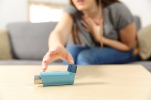 how to treat an asthma attack